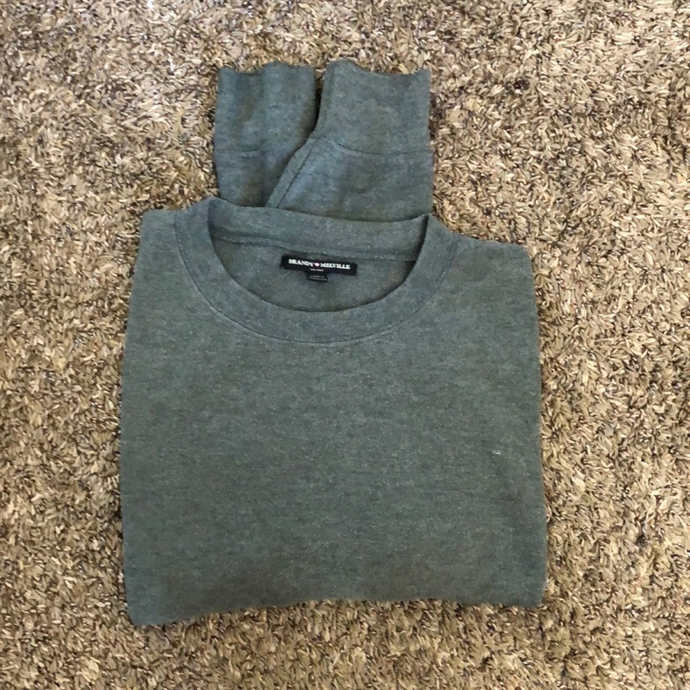 brandy melville cropped sweatshirt